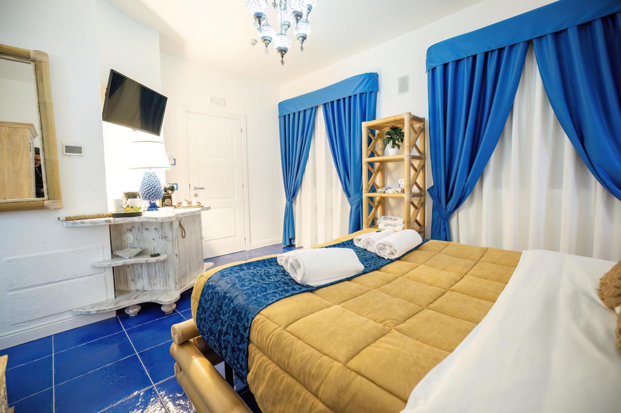 Etoiles Luxury Guest House Resort Palmi Zimmer foto